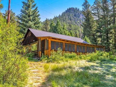Property at 440 Greek Creek Rd, Gallatin Gateway, MT