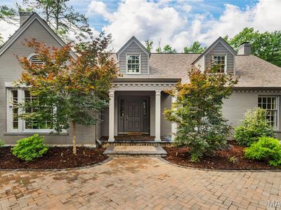 10928 Clayton Rd