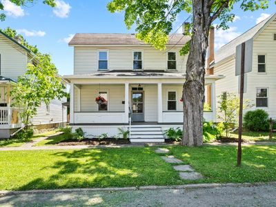 128 Fulton St