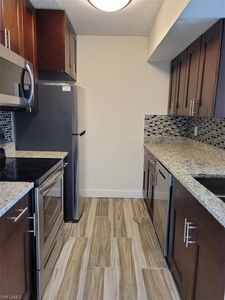 190 Santa Clara DR #190-4