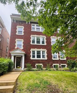 6320 Northwood Ave APT 3