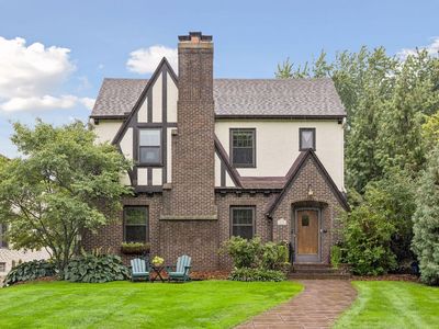 Property at 215 W Minnehaha Pkwy, Minneapolis, MN