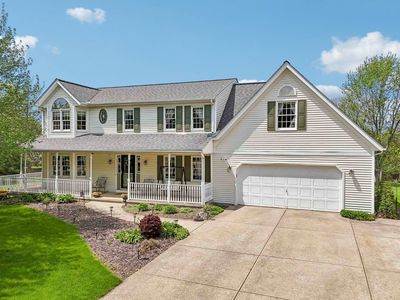 255 Gloucester Dr