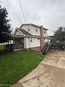 536 Woodvue Ln