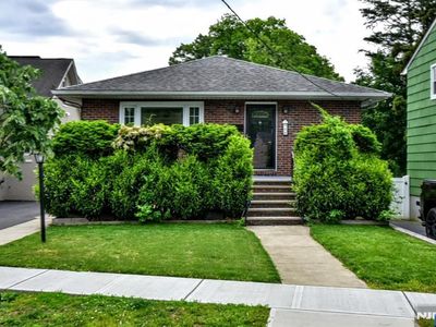 88 Woodland Ave