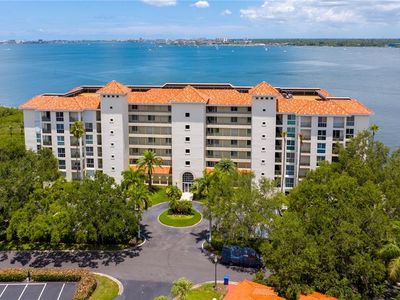 4717 DOLPHIN CAY LANE S #503