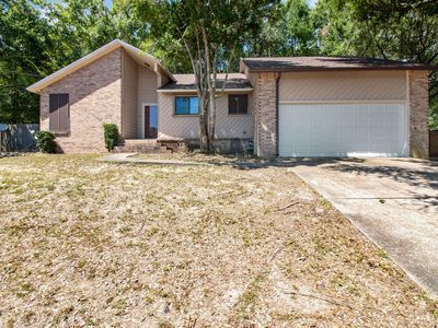 235 Karen Ct