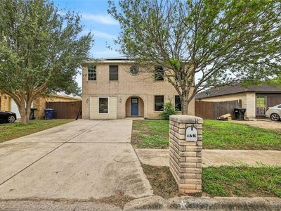 4717 Thunderbird Ave