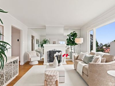 50 El Verano Way