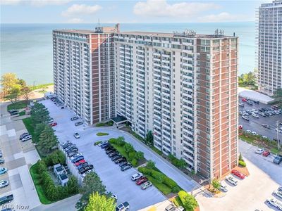 12900 Lake Ave APT 111