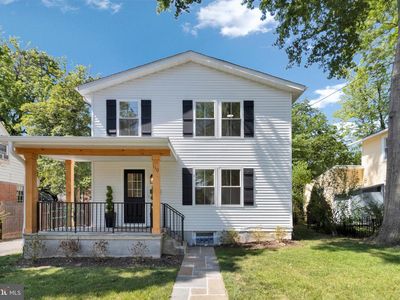 110 E Spring St