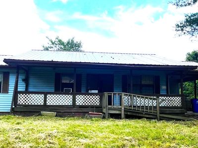 400 Oak Grove Rd