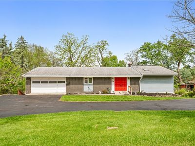 24 Swallow Hill Rd