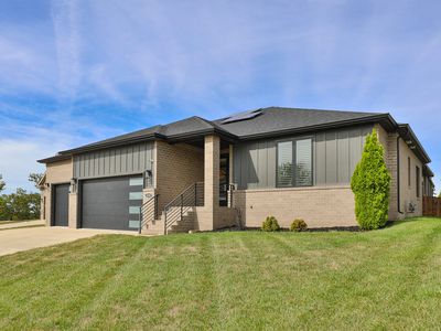 6165 S Maryland Avenue