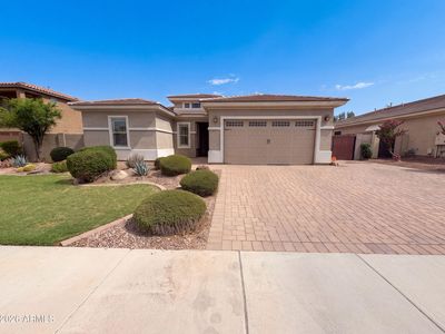 7420 W CRABAPPLE Drive