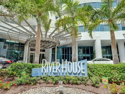 333 Las Olas Way #2906