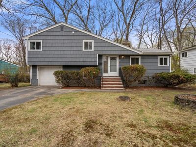 18 Royce Rd