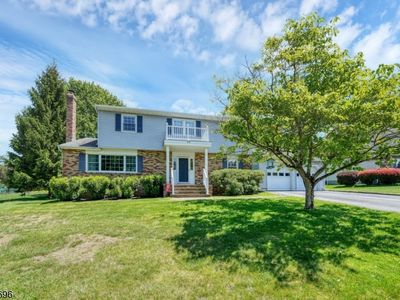 30 Aldersgate Cir