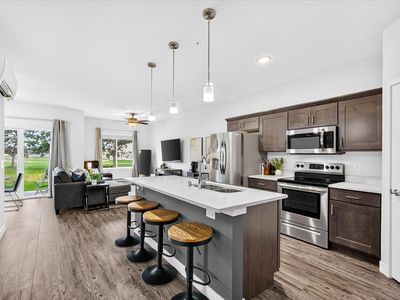 4910 Innovation Dr #105