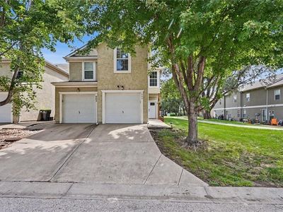 800 Woodson Ct