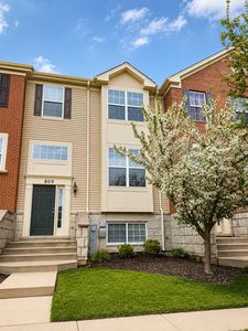 809 Brodhead Dr