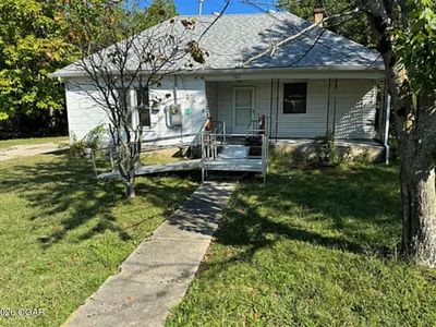 Property at 703 W Macon St, Carthage, MO