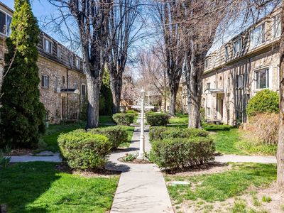 2220 E Murray Holladay Rd APT 82