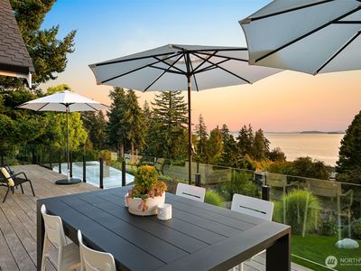 405 Bayside Road