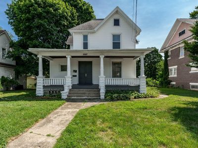 2007 E State St