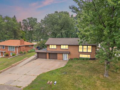 2624 Bittersweet Ln N