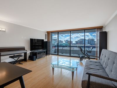 566 Commonwealth Ave APT 906