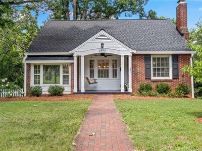 2373 Fairway Dr