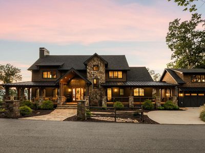 684 Overlook Rd