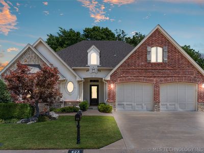 423 N Forest Ridge Blvd