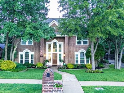 204 Swallow Dr