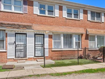 8053 S Stewart Ave APT B