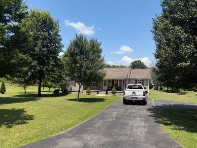 64 Lozano Rd
