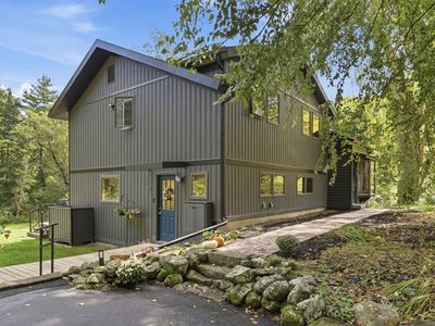 7 Orchard Drive
