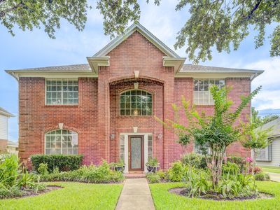 2810 Plantation Wood Ln