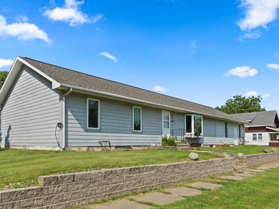 Property at 1104 Paul St, Perry, IA