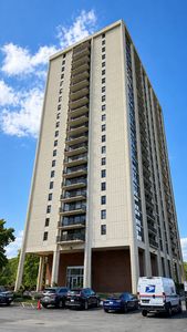 2901 S Michigan Ave APT 1704