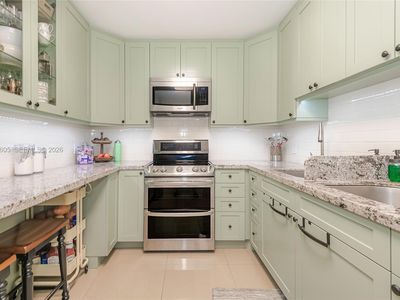 5750 Collins Ave APT 3J