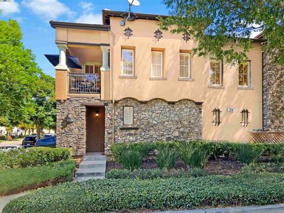 524 Dovecote Ln UNIT 2