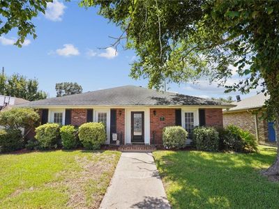 4213 Loire Dr