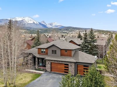 1532 Legend Lake Cir