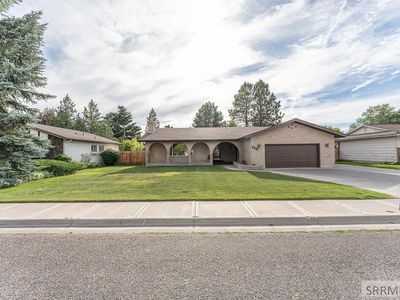 559 Tyson Ave
