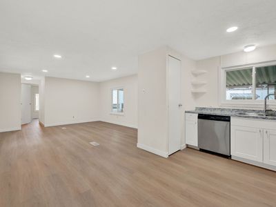 900 Century Dr #17
