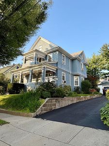 27 Herbert Ave