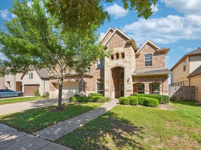 4927 Blackwater Ln