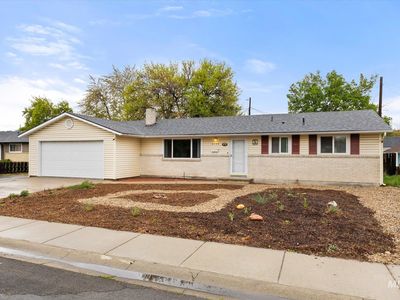 6159 S Grandjean Pl